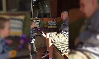 Çocuğuna Tehlikeli Aletlerle Oynamaması Gerektiğini Öğreten Babanın Dayaklık Yöntemi