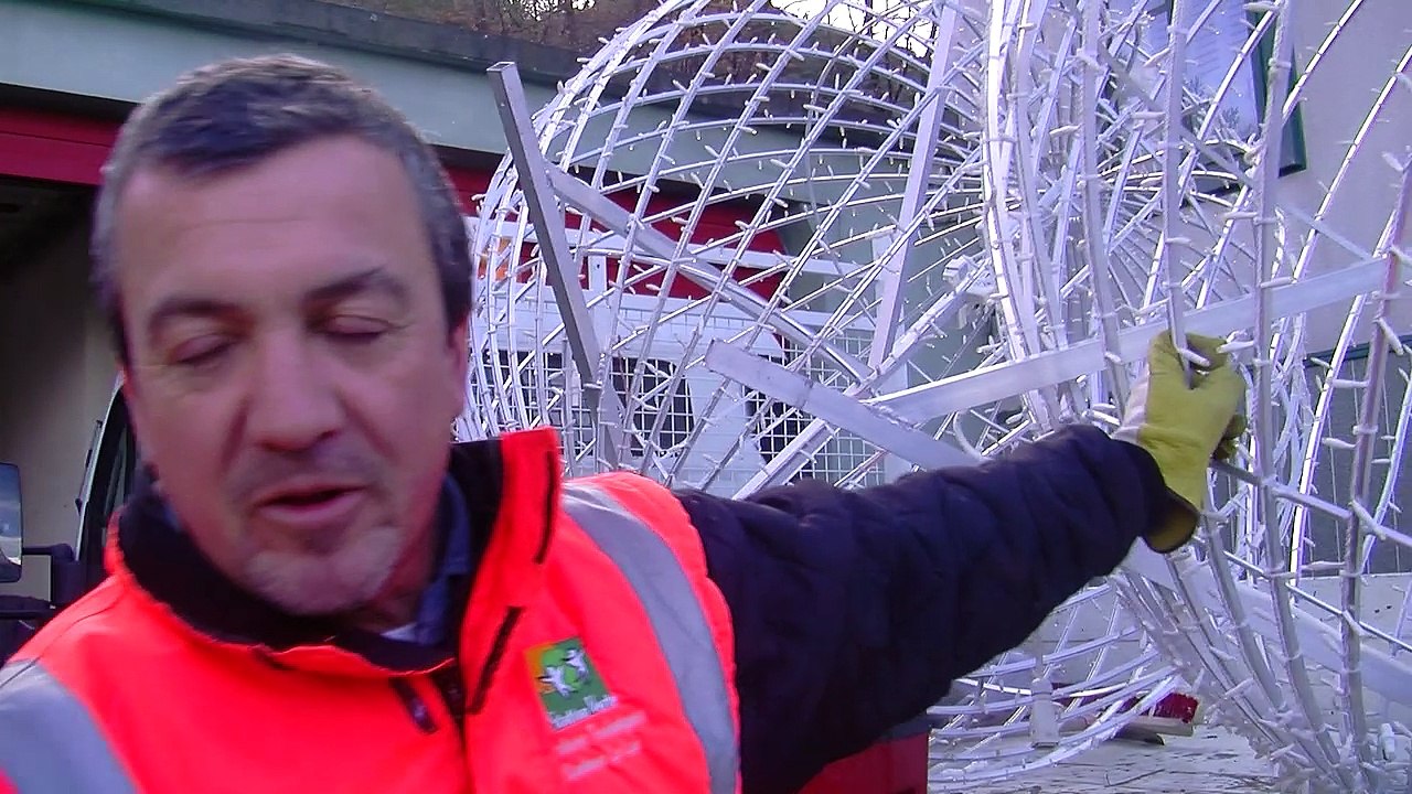 D!CI TV - Les fêtes sont finies... On démonte les décos de Noël à Savines-le-Lac