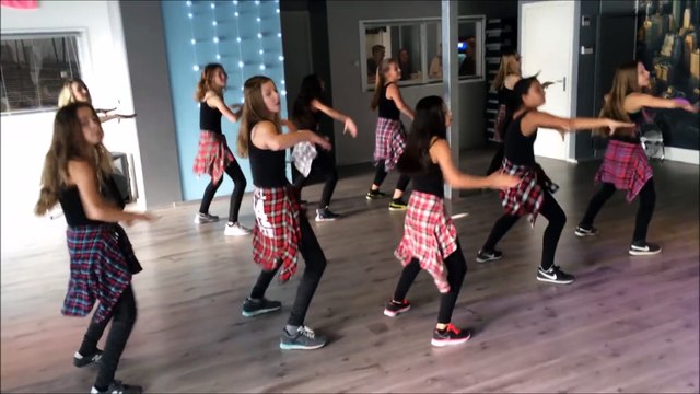 Cheerleader - Omi - Warming Up - Fitness Dance - Felix Jaehn Remix
