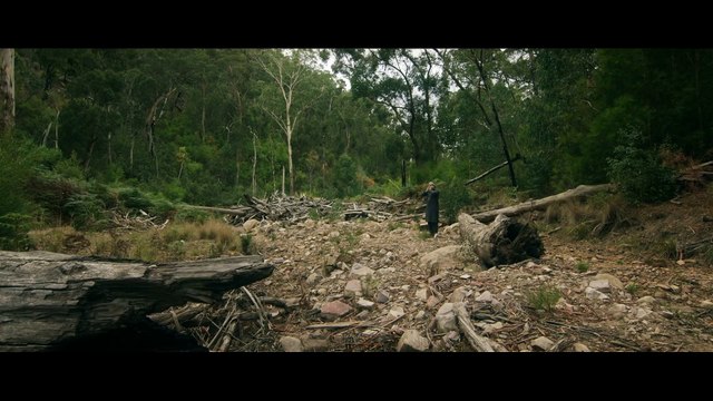 Islamic Call to Prayer - Amazing Adhan by Edris Aslami