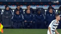 Zlatan Ibrahimovic pranks a teammate when he got bored on the PSG bench (FULL HD)