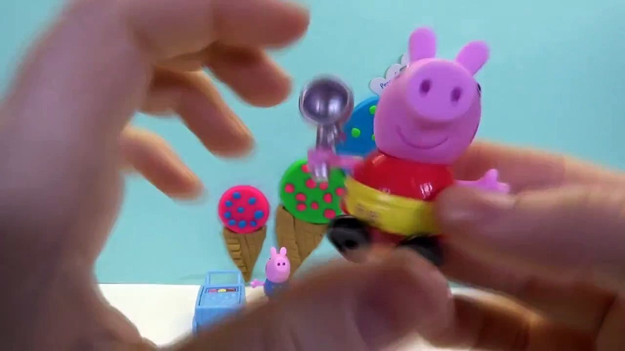 Peppa Pig Play Doh Ice Cream Treats with Princess Anna Queen Elsa George gets Play Dough Ice Cream