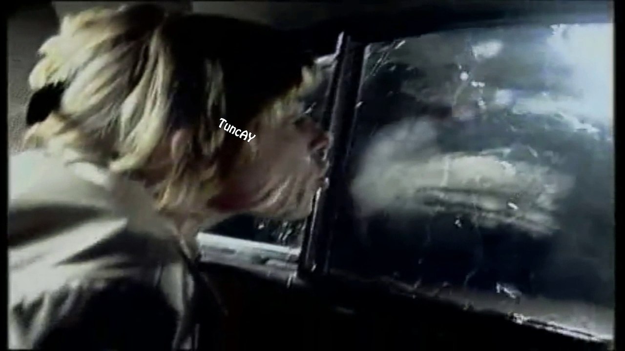 M.F.Ö - Bu sabah yağmur var İstanbul'da