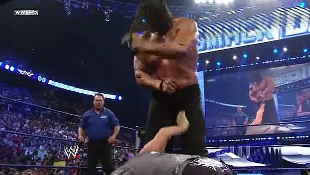 Triple H vs. The Great Khali (Broken Glass Arm Wrestling) (2_2) - 480P