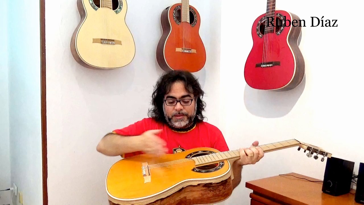 Simplicio is the Stradivarius of Guitars / Most Innovative ideas on guitar making (1929 Barcelona) Andalusian flamenco guitars Spain