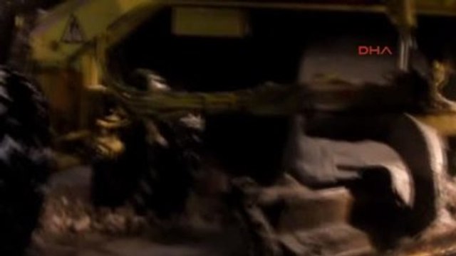 Edremit - Yoğun Kar Yağışı Balıkesir'de Ulaşımı Etkiliyor