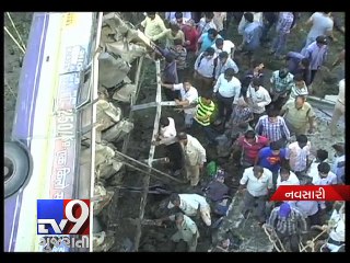 Download Video: At least 39 dead as Gujarat state transport bus plunges into river - Tv9 Gujarati