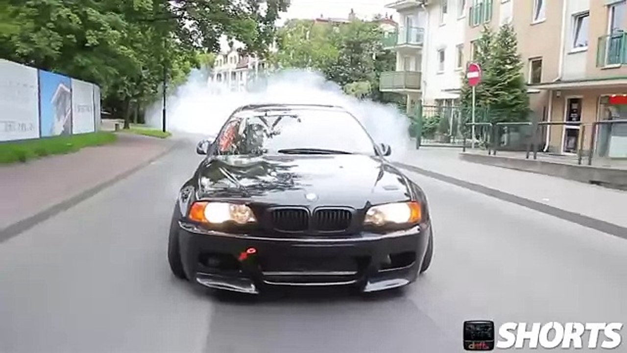 дрифт в центре города Bmw E46