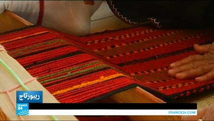 فلسطينيات في الضفة الغربية يحافظن على التراث بنسج بسط من صوف الغنم
