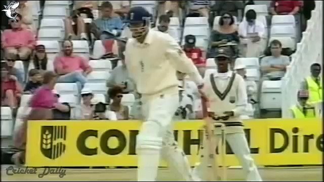 Top 10 Funny Moments in Cricket History updated 2016 Cricket Funniest Moments 2016