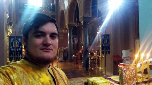 Другая церковь. Пьяные священники. Роскошь, алкоголь, машины