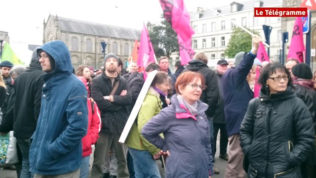 Saint-Brieuc. Manifestations parallèles de l'extrême droite et de l'extrême gauche
