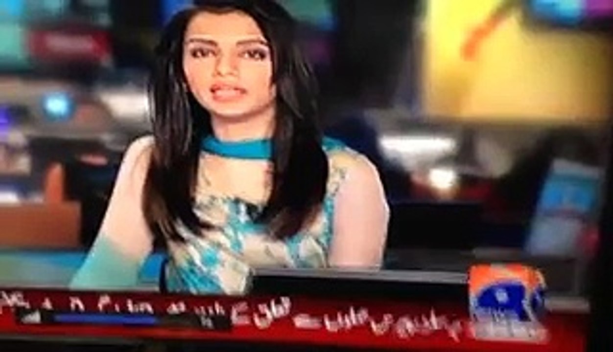 Imran Khan Slapped His Own Party Worker in Karachi