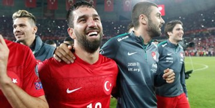 Arda'dan Burak'a Veda Mesajı: Her Şeyin En Güzelini Hak Ediyorsun