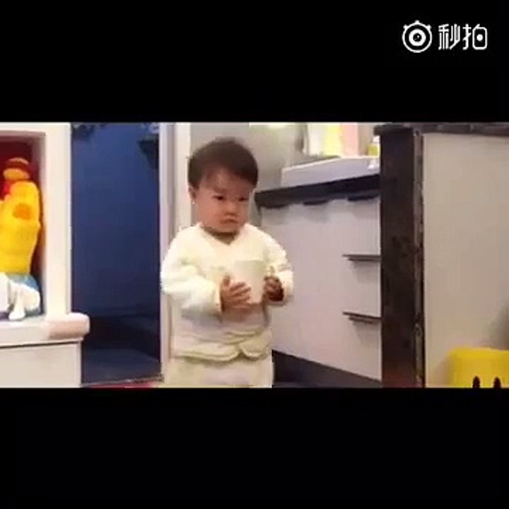 baby funny video (FULL HD)