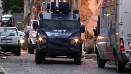 Beyoğlu'nda hava destekli şafak operasyonu