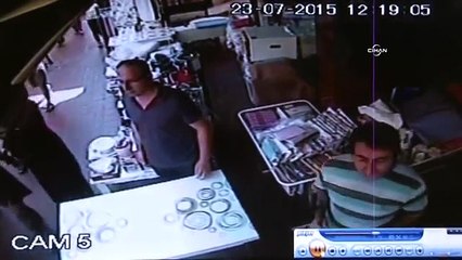 Köpek dehşeti: Köpeğin saldırdığı çocuğun kulağı koptu