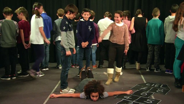 Camion des mots - Classe de CM2 Groupe 2 École primaire de Macau (33)