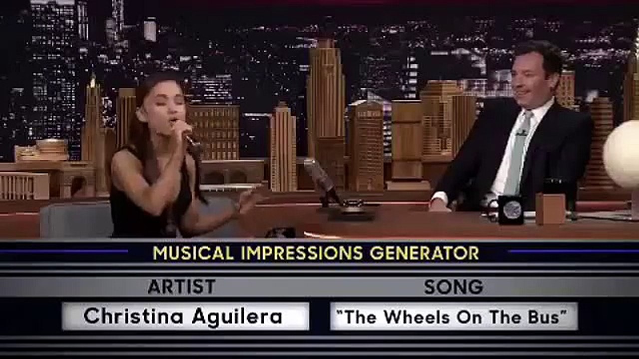 Ariana Grande imita Christina Aguilera (FULL HD)