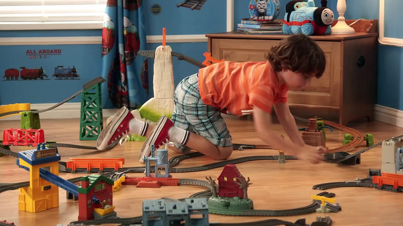 Thomas & Friends: Let Your Imagination Run Wild with TrackMaster