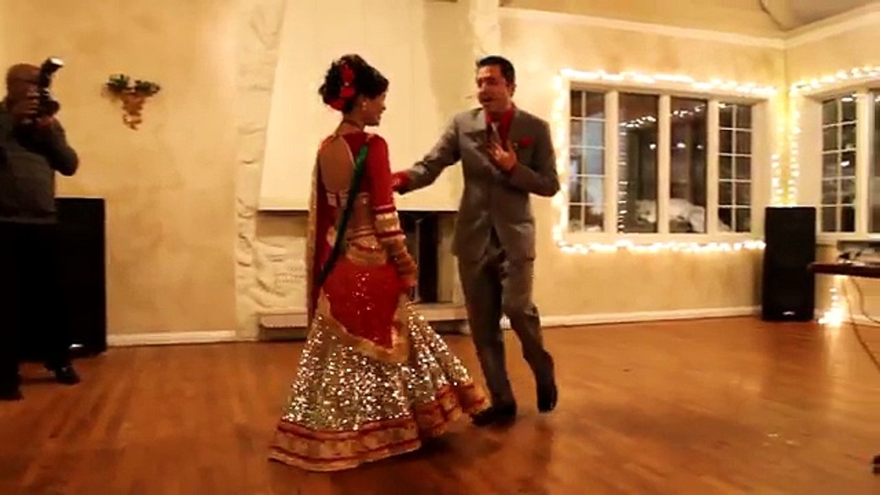 Char Kadam, Couple Dancing