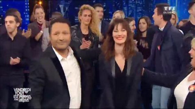 Arthur et sa femme Mareva Galanter dans Vendredi tout est permis