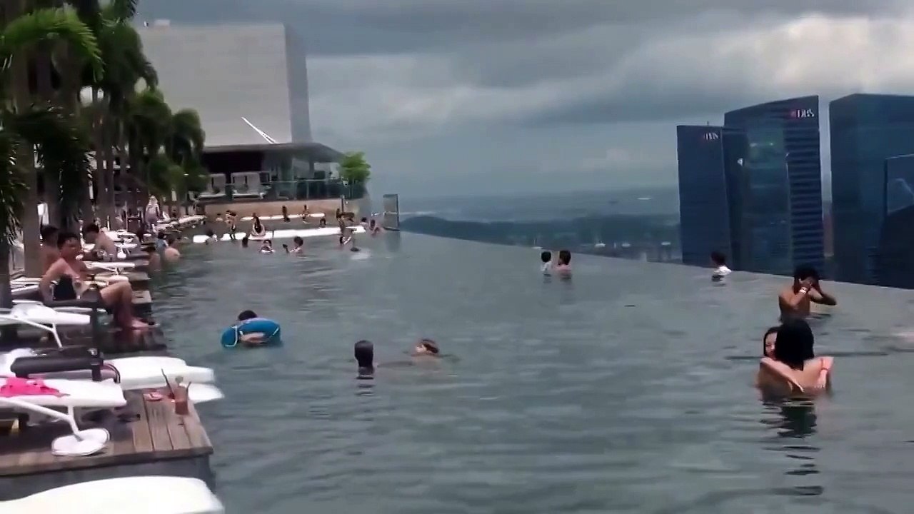 Обрезать видео, чтобы сделать клип*