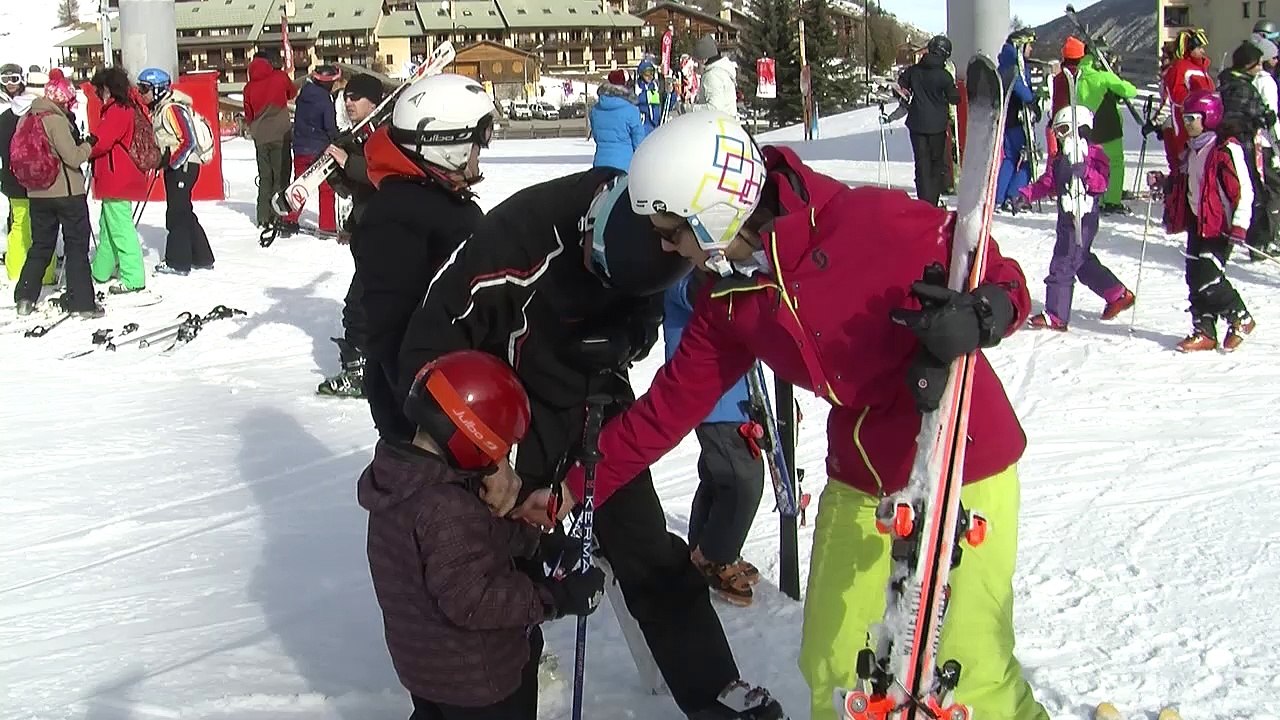 D!CI TV : Les vacanciers envahissent les pistes à Vars