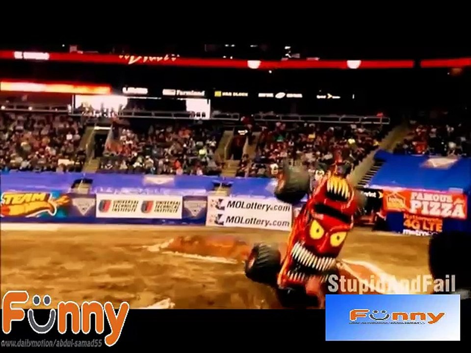 Funny FAILS - Ultimate Funny Videos Fails Compilation 2016 - FailLand - (4)