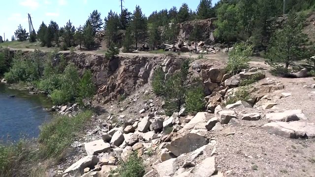 очень короткое видео о том, как НЕ надо отдыхать на природе.(17.06.2014 )