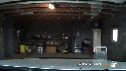 Не успел заехать в гараж