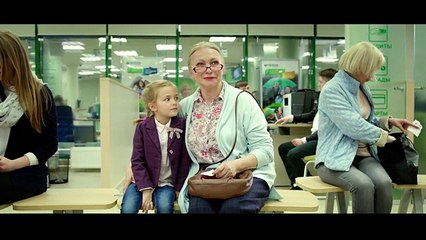 Реклама Сбербанк - Новогодняя (Девочка и бусы)