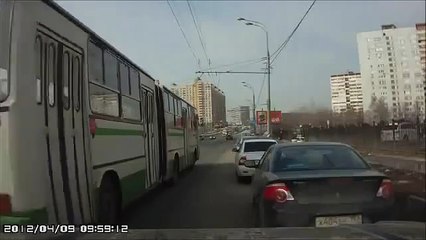 RUSSIAN DRIVERS - One Step Away from Death - автокатастрофа 2013