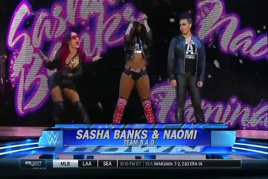 Paige & becky lynch vs Sasha banks & Naomi Smackdown, September 17,2015