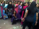Pakistani Coleg Girl Dance 2012 -Skyonline