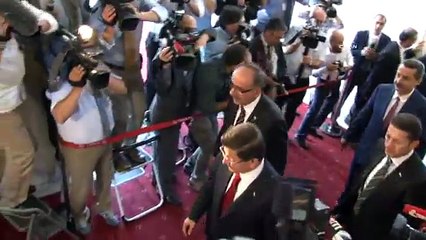 Bahçeli– Davutoğlu görüşmesi 1 saat 45 dakika sürdü