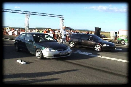 Honda Civic VTI 5. Gen Vs. Honda Civic VTI 6. Gen Drag Race