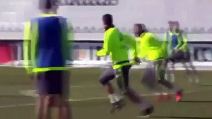 Cristiano Ronaldo y Benzema una Combinación magnífica en el entrenamiento 06.02.2016