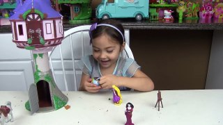 BIG RAPUNZEL TOWER CASTLE TANGLED Kinder Surprise Egg Kids Toys Review Disney Princess Videos