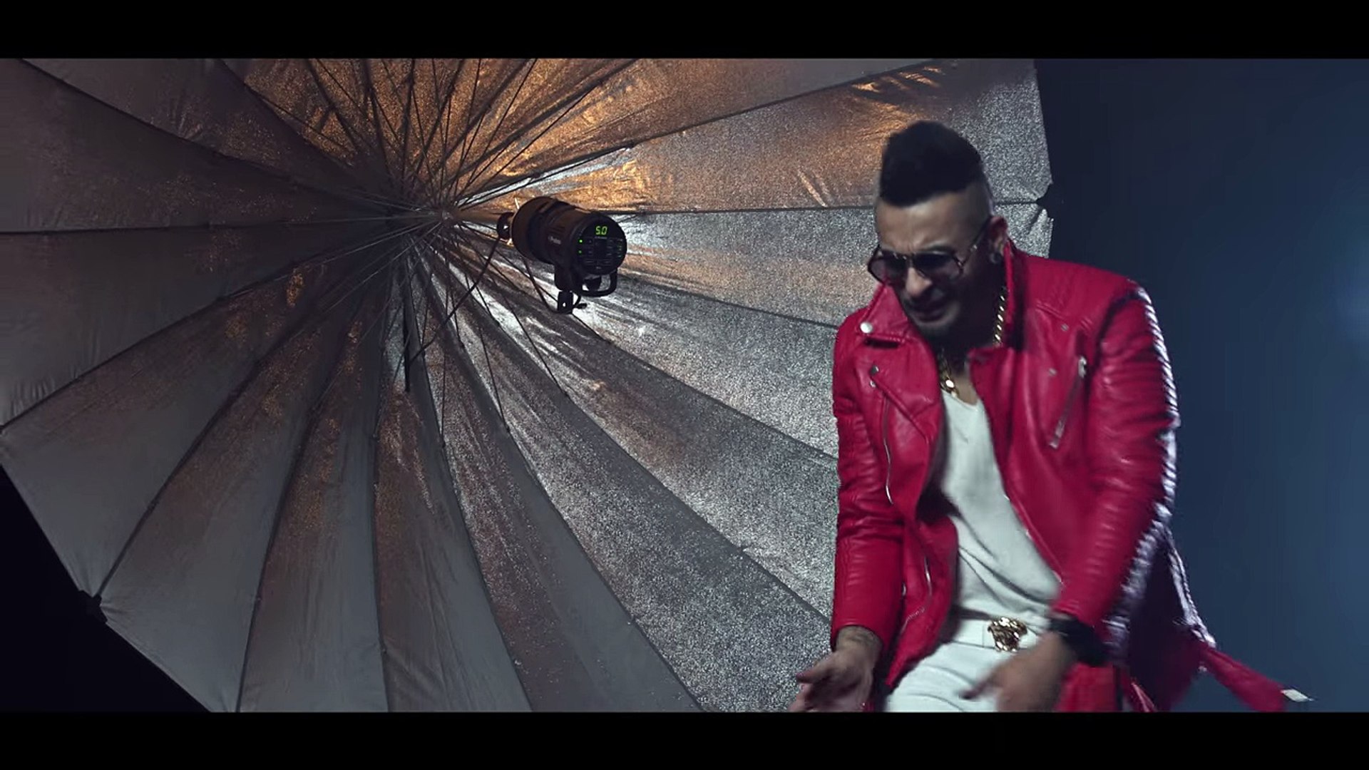 ⁣Kamal Raja - Bomb Bomb ft F1rstman (OFFICIAL HD MUSIC VIDEO) - YouTube