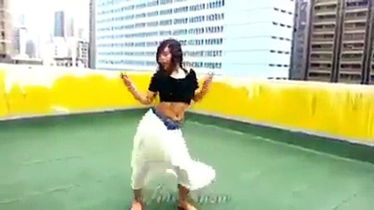 Malai Pugena Yo Bainshale मलाई पुगेन यो बैशले- Sona Lawati