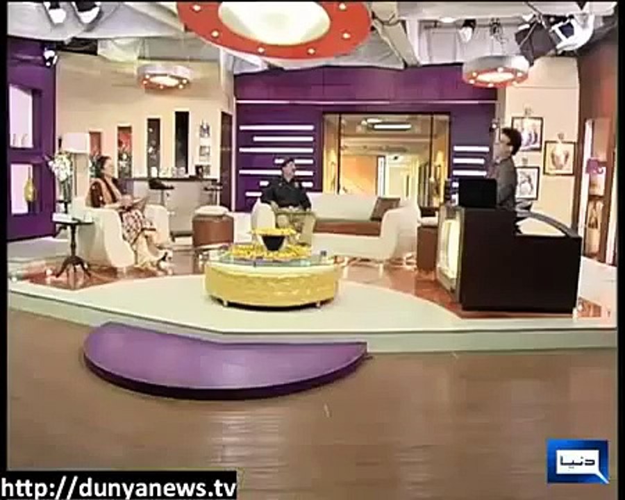 Azizi ( Sohail Ahmed ) as SHO police . One of the Best performance in Hasb Haal