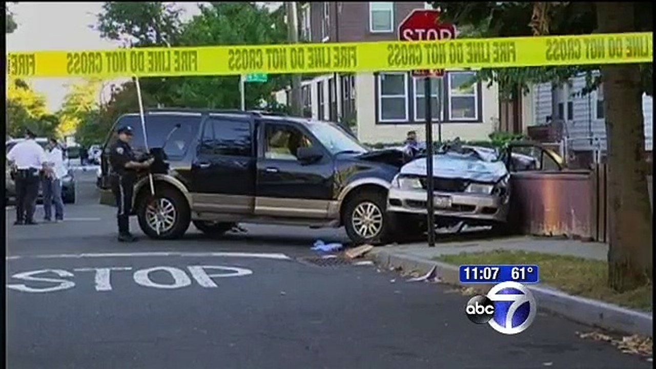 Violent car crash in Springfield Gardens, Queens