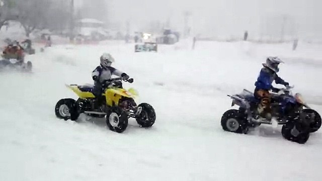 ЗИМНИЕ ГОНКИ НА КВАДРОЦИКЛАХ