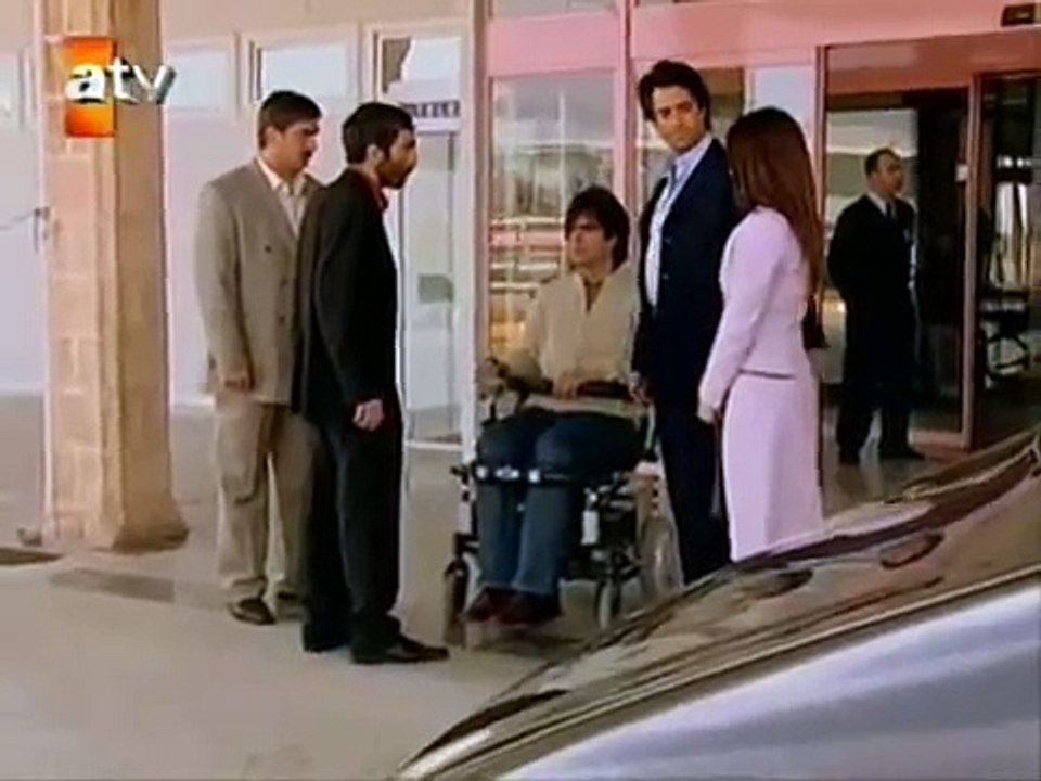 Mahsun KirmizigüL - Kim Tutar Bizi