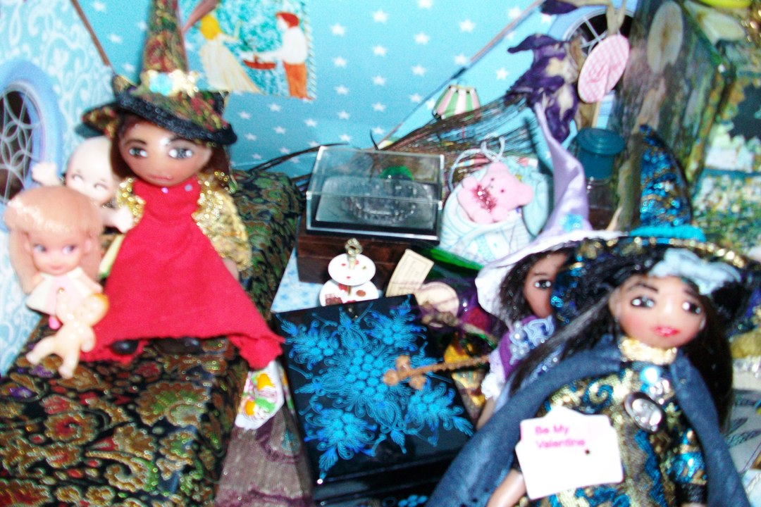 The Witches of Collinsport Quarter