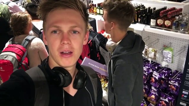 Emirates airlines first class suites with shower at 38,000 ft