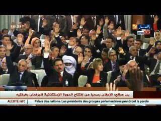 Les membres des deux Chambres votent le règlement intérieur régissant la séance de vote