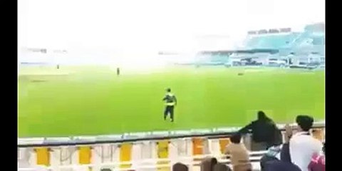 Ahmad Shahzad Dance During Match in PSL 2016 hahahahaha