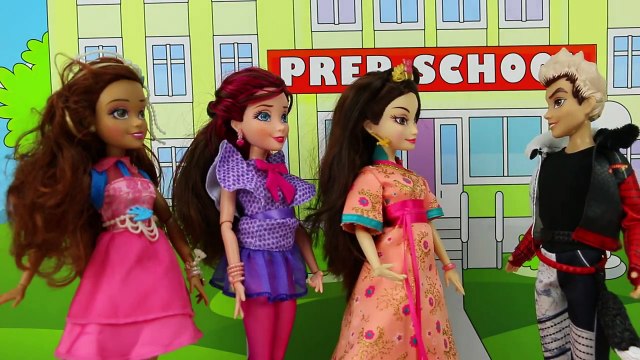 Should Descendants Mal or Audrey be Bens Girlfriend? DisneyToysFan